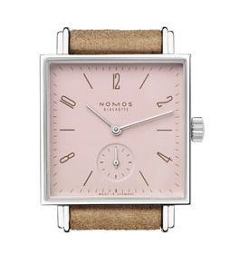 Nomos Glashütte 484 : Tetra biskuit