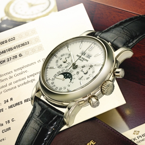 Patek Philippe 3970EG-022 : Perpetual Calendar Chronograph 3970 White Gold / Silver