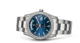Rolex Day-Date 36 White Gold Diamonds / Oyster / Blue